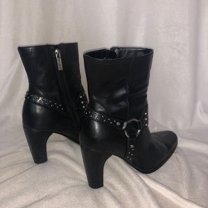Harley Davidson leather heeled boots